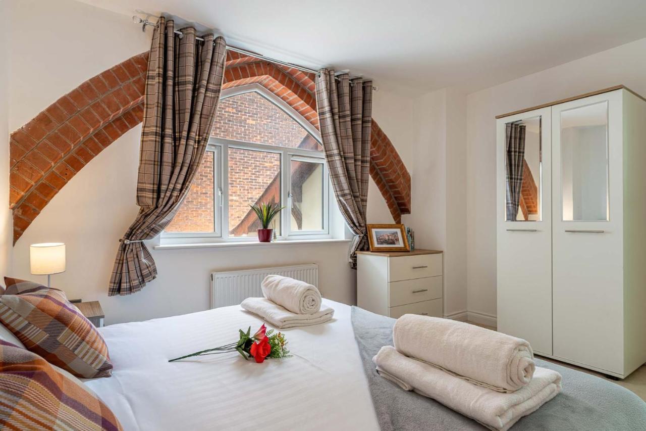 Grade 2 Listed Converted Church, Within 750Yrds To Southsea Beach Portsmouth Exterior foto