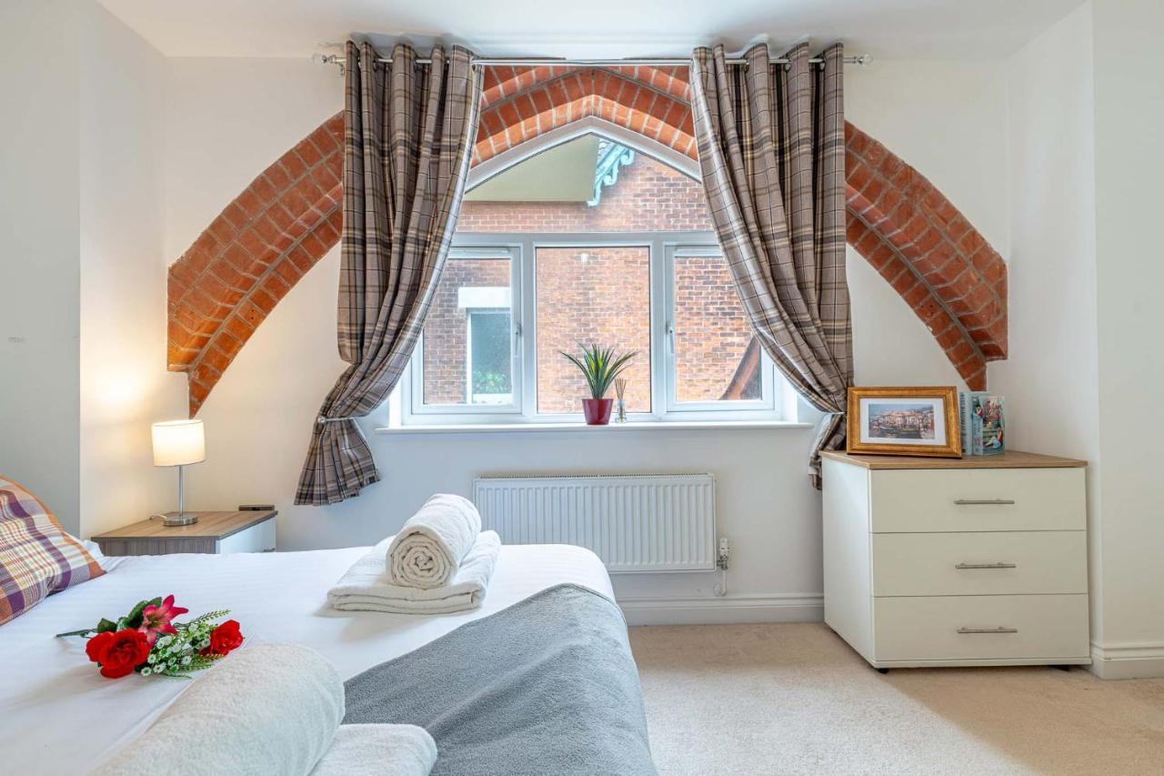 Grade 2 Listed Converted Church, Within 750Yrds To Southsea Beach Portsmouth Exterior foto